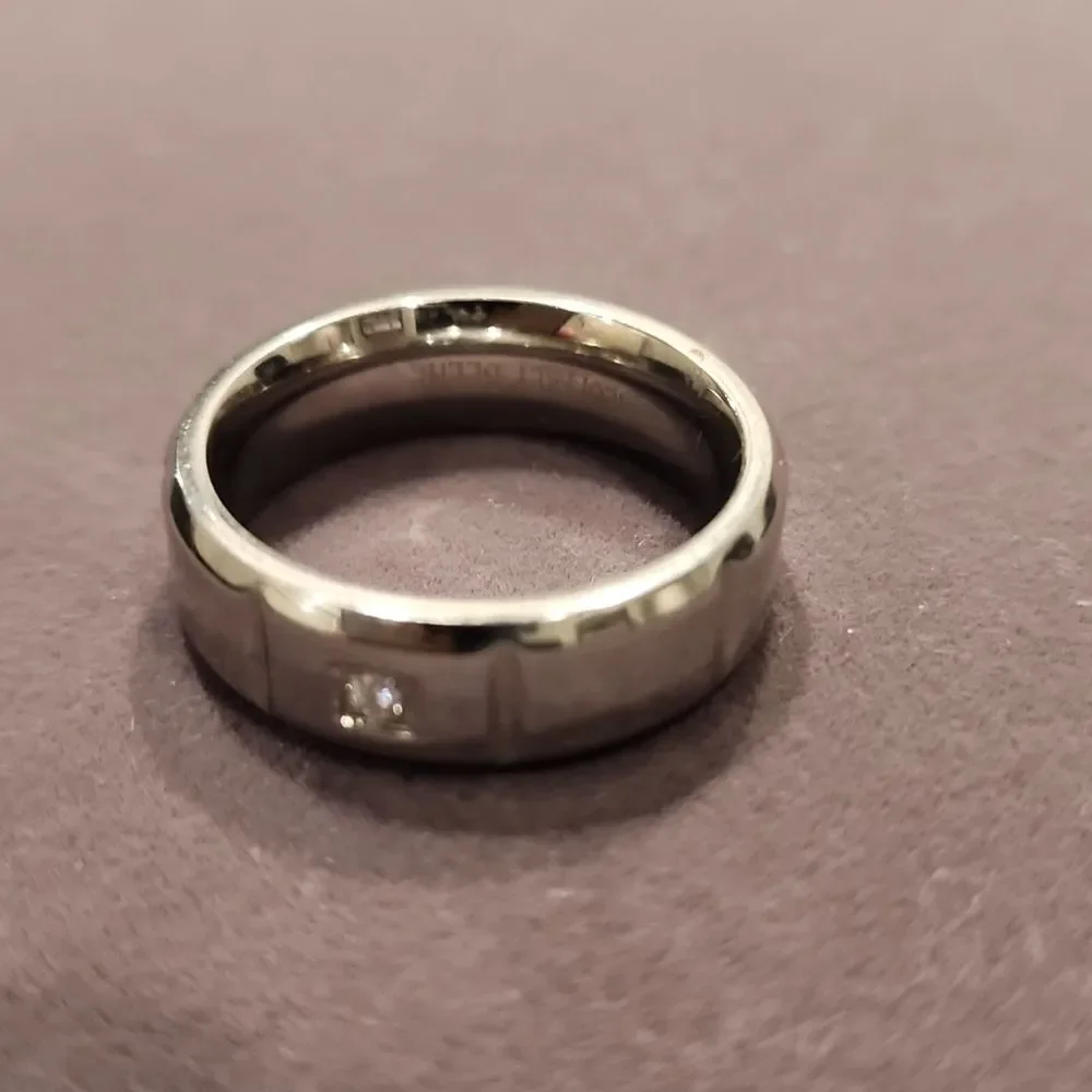 Geoffrey Beene Stainless Steel Beveled Polished Edge CZ Comfort Fit Ring